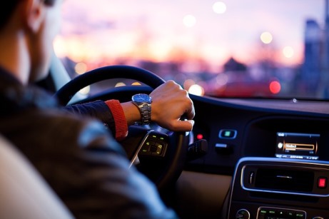 Auto verzekeren op zaterdag of zondag