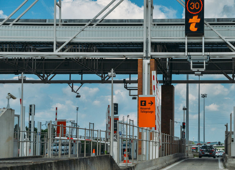 Tolbadge 2020 plaatsen op voorruit