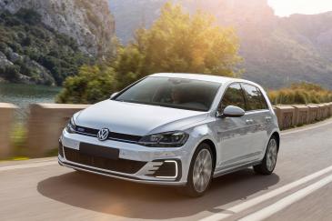 Volkswagen Golf meest verkochte auto 2020 top 10 Volkswagen Golf