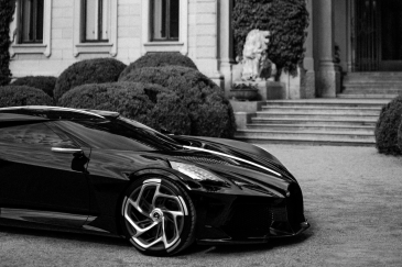 Bugatti - La Voiture Noire