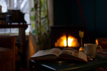 Openhaard en boek Openhaard en boek