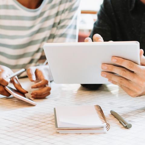 Overwaarde huis opnemen Koppel met IPad