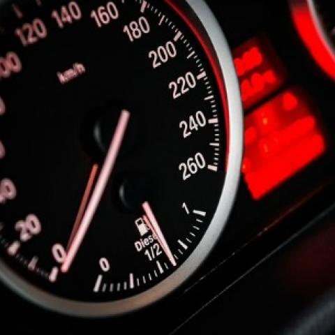 kosten rijklaar maken auto 2021 snelheidsmeter auto