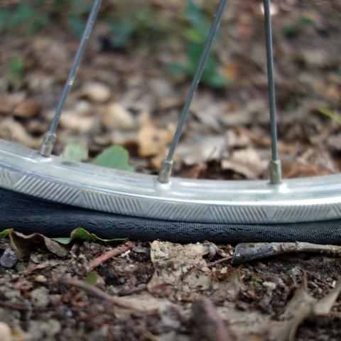 Lekke fietsband Platte fietsband