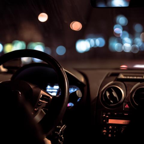autorijden in het donker