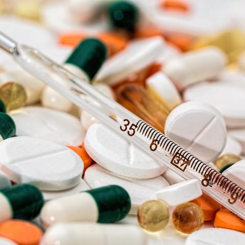 Mag je rijden met medicijnen? Een grote hoeveelheid medicijnen