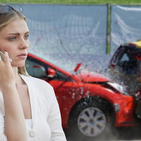 Vrouw met autoschade