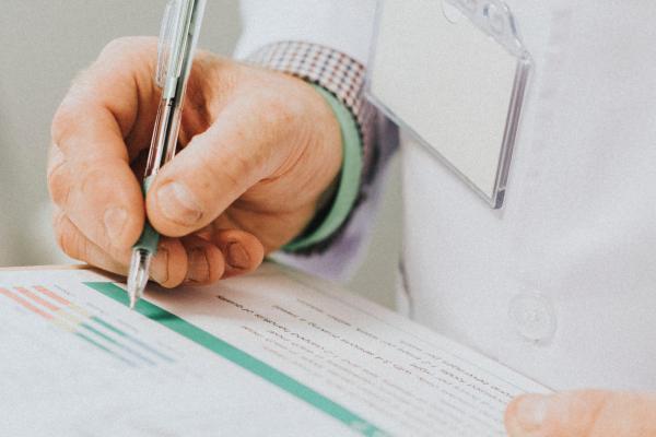 Toestemming voor behandeling aanvragen Toestemming voor behandeling aanvragen